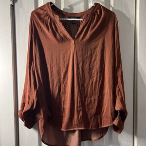 Simply Vera Wang Long Sleeve V-neck Shear Burgundy Blouse - Women's Sz M **NWT**